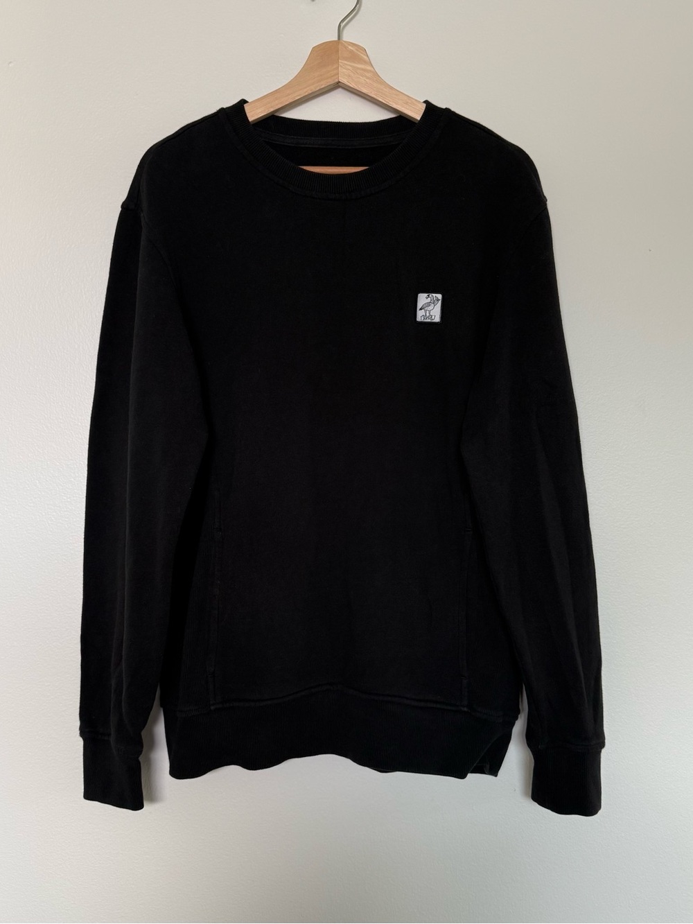 RVCA Sweatshirt Mens Sz M Black Fleece Artist Network Program VA Chest Logo